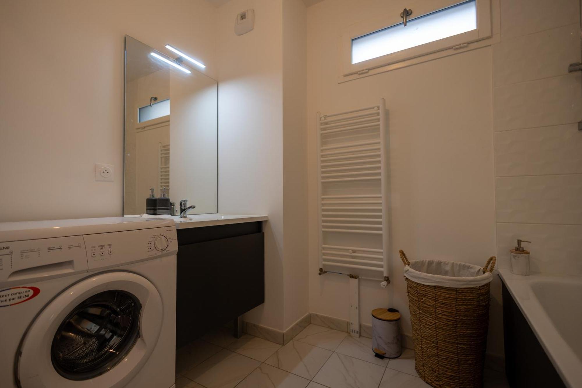 Appartamento Duplex Complet - Proche Dysney Land Paris Bussy-Saint-Georges Esterno foto